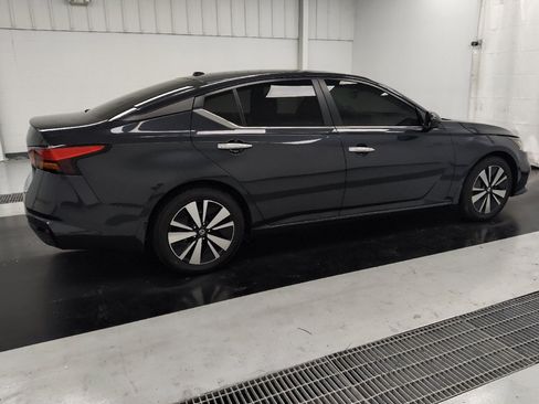 Used 2022 Nissan Altima 2.5 SV FWD image 10
