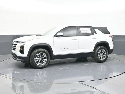 New 2026 Chevrolet Equinox LT w/ Safety and Technology Package FWD image 6