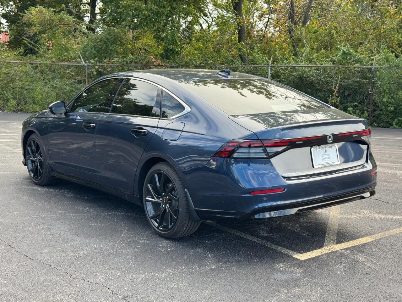 Used 2025 Honda Accord Touring image 7