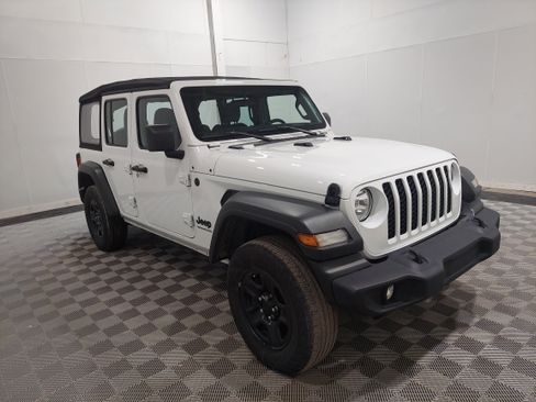 Used 2024 Jeep Wrangler Unlimited Sport AWD/4WD image 4