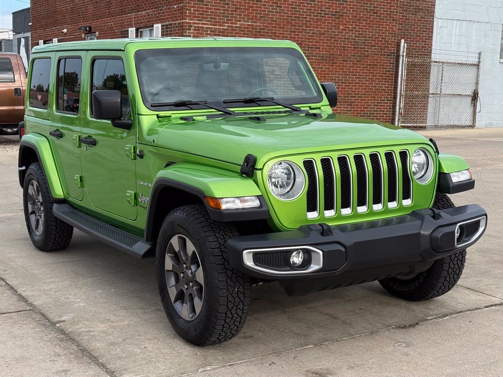 Used 2019 Jeep Wrangler Unlimited Sahara w/ Uconnect 4C Nav & Sound Group AWD/4WD image 4