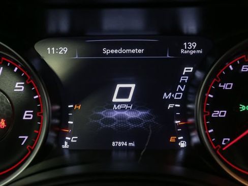 Used 2020 Dodge Charger SXT AWD/4WD image 32