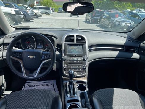 Used 2015 Chevrolet Malibu LT w/ Power Convenience Package FWD image 23