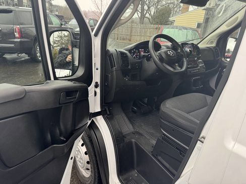 Used 2023 RAM ProMaster 2500 image 9