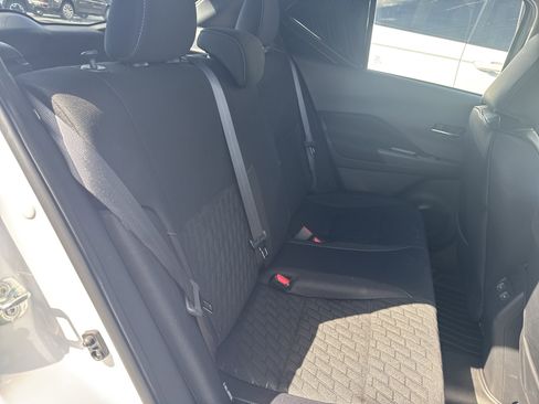 Used 2023 Nissan Kicks SV image 9