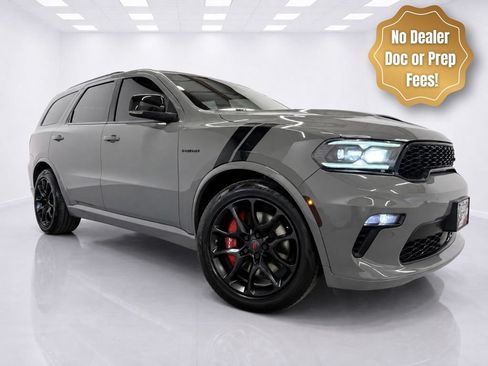 Used 2023 Dodge Durango R/T w/ Tow 'N Go Package AWD/4WD image 2