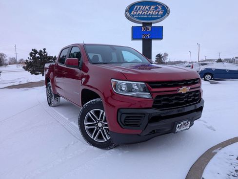 Used 2021 Chevrolet Colorado W/T w/ Custom Special Edition image 2