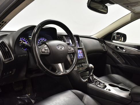 Used 2017 INFINITI Q50 2.0t w/ Moonroof Package image 11