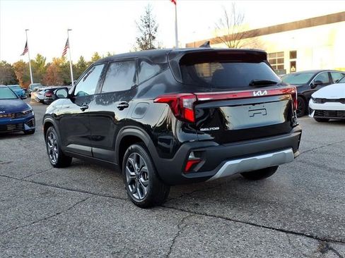 Used 2024 Kia Seltos LX image 24