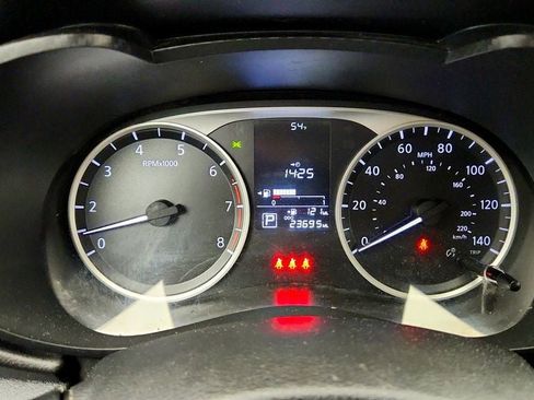 Used 2024 Nissan Versa S w/ Trunk Package FWD image 12
