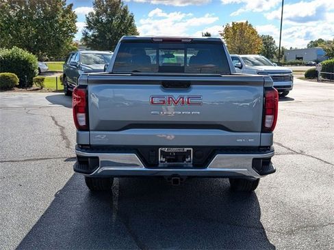 New 2026 GMC Sierra 1500 SLE w/ Preferred Package image 4
