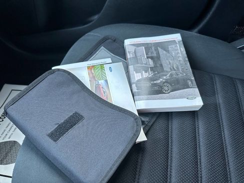 Used 2017 Ford Fusion SE image 29