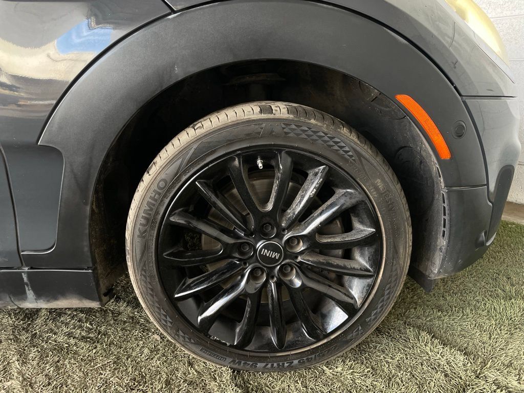 Used 2017 MINI Cooper Clubman S AWD/4WD image 17