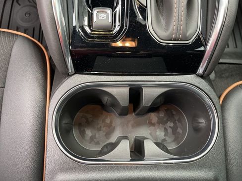 New 2026 GMC Canyon AT4 AWD/4WD image 18