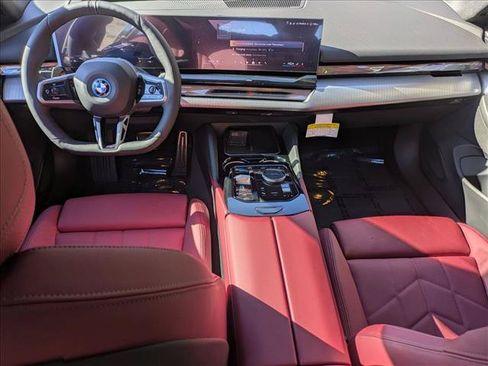 Used 2026 BMW i5 eDrive40 AWD/4WD image 16