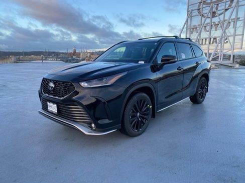 New 2026 Toyota Highlander XSE image 5