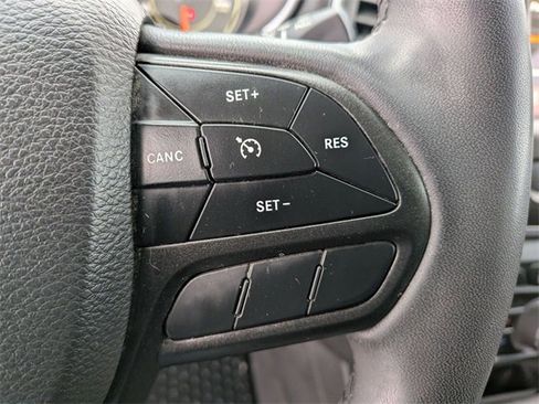 Certified 2021 Jeep Cherokee Trailhawk w/ Trailer Tow Group image 19