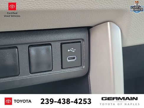 Certified 2025 Toyota Corolla Cross L image 31