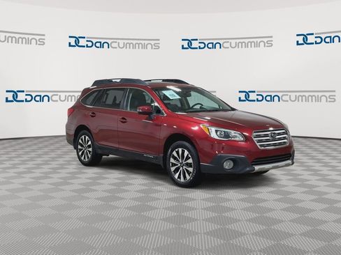 Used 2016 Subaru Outback 2.5i Limited image 3