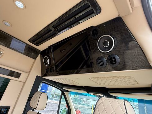 Used 2020 Mercedes-Benz Sprinter 3500 image 50