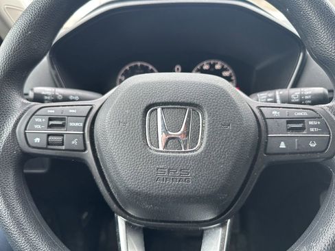 Used 2023 Honda CR-V EX image 3