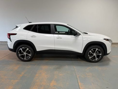 Used 2026 Chevrolet Trax RS w/ Driver Confidence Package FWD image 6