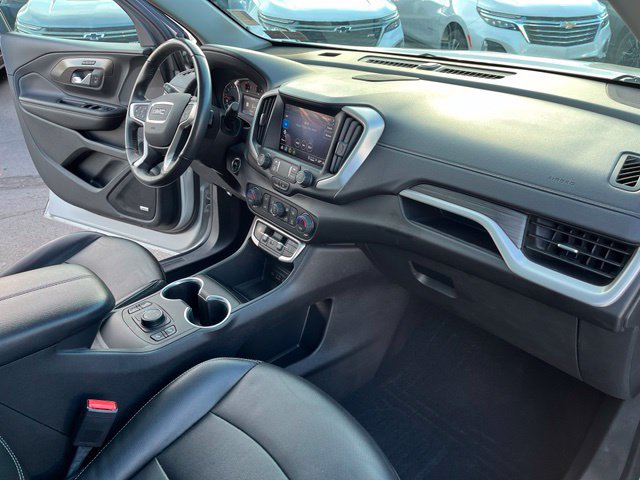 Used 2022 GMC Terrain SLT w/ Infotainment Package II AWD/4WD image 23