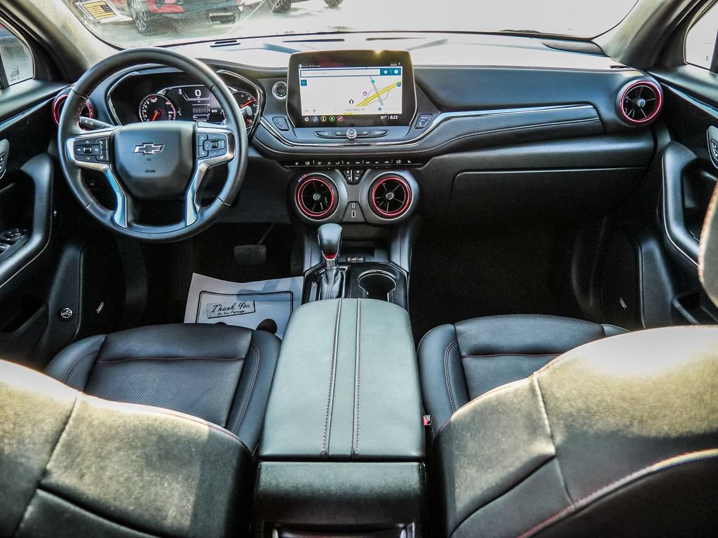 Used 2025 Chevrolet Blazer RS FWD image 28