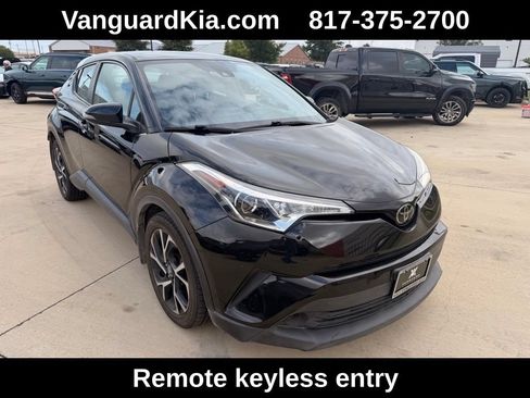 Used 2018 Toyota C-HR XLE FWD image 5