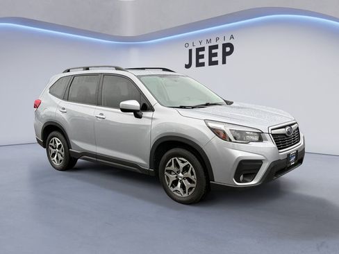 Used 2021 Subaru Forester Premium w/ Popular Package #1 image 9