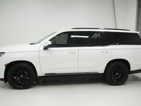 Used 2021 Cadillac Escalade Sport w/ Driver Assist Tech Package image 6