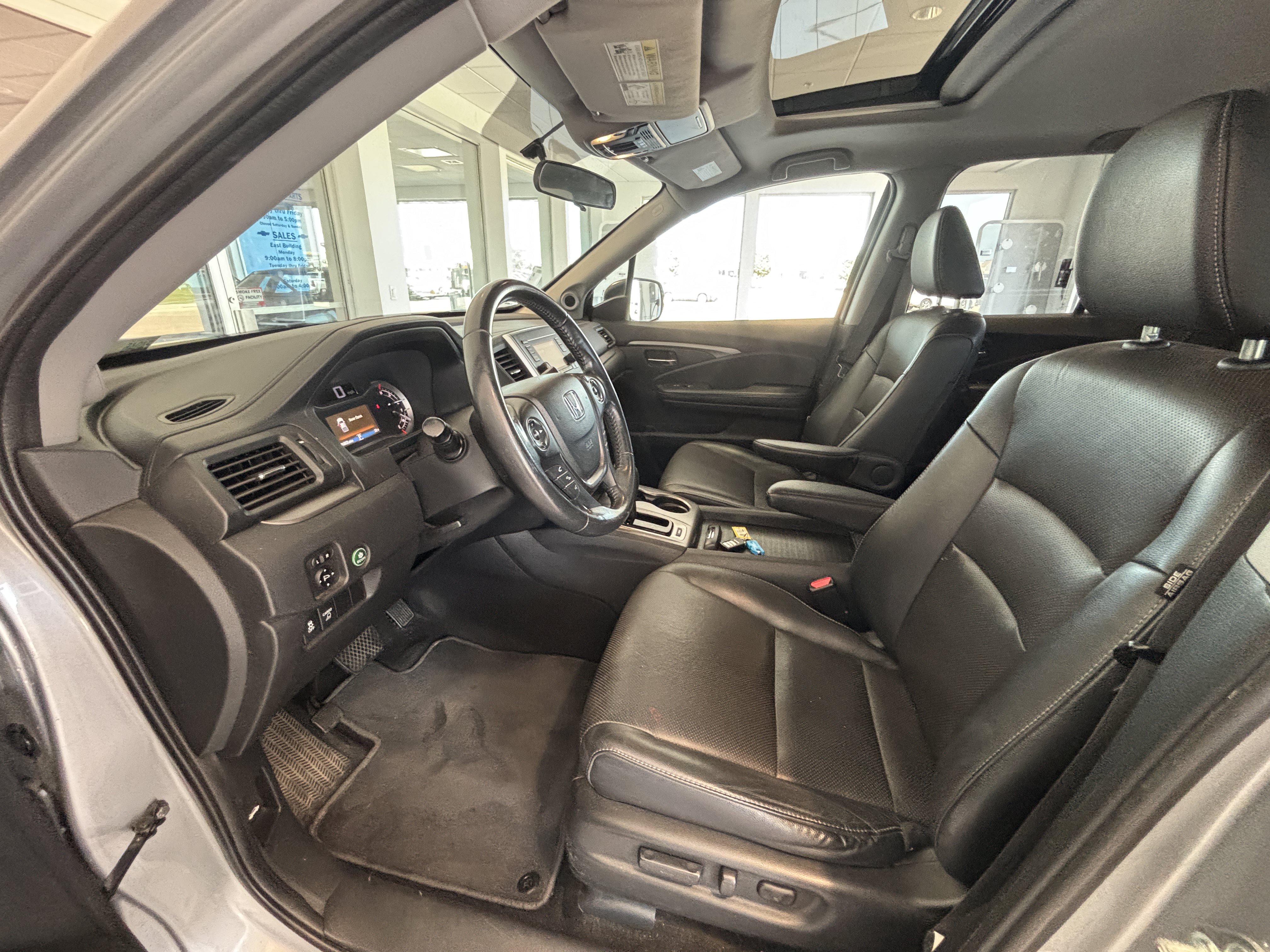 Used 2019 Honda Ridgeline RTL image 2