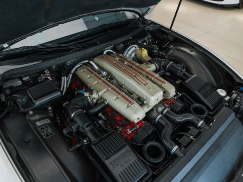 Used 1998 Ferrari 550 Maranello Coupe RWD image 11
