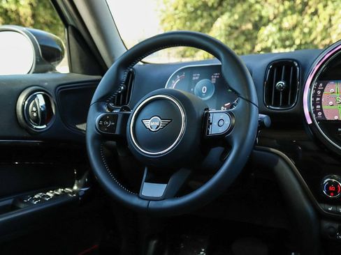 Used 2024 MINI Cooper Countryman S FWD image 19
