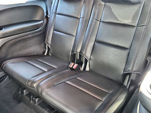 Used 2025 Dodge Durango GT image 31
