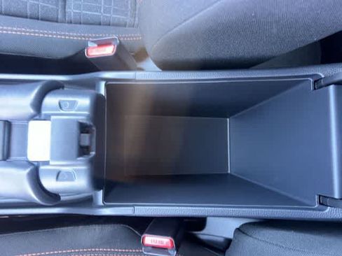 Used 2025 Honda HR-V Sport image 27