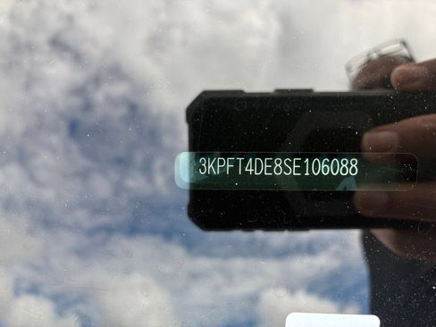 Used 2025 Kia K4 FWD image 23