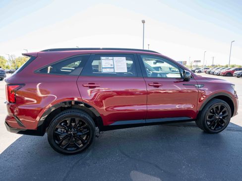 Used 2023 Kia Sorento SX AWD/4WD image 6