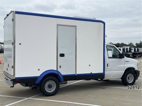 Used 2023 Ford E-350 and Econoline 350 Super Duty w/ Power Windows & Locks Group RWD image 2