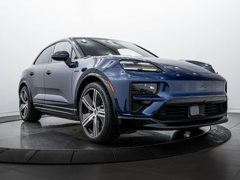 New 2025 Porsche Macan Turbo Electric image 8