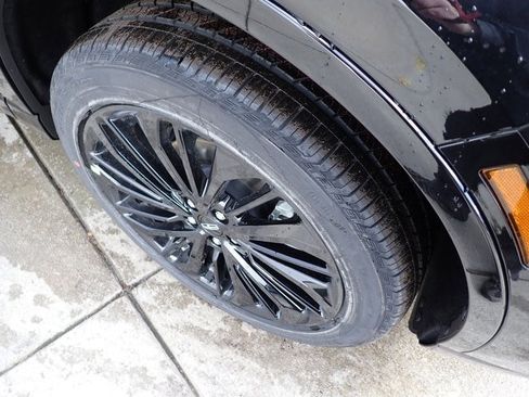 New 2026 Lincoln Corsair Premiere image 10