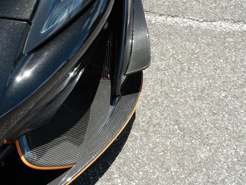 Used 2020 McLaren 620R RWD image 40