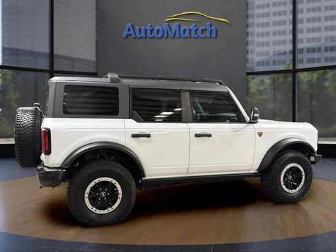 Used 2023 Ford Bronco Badlands AWD/4WD image 12
