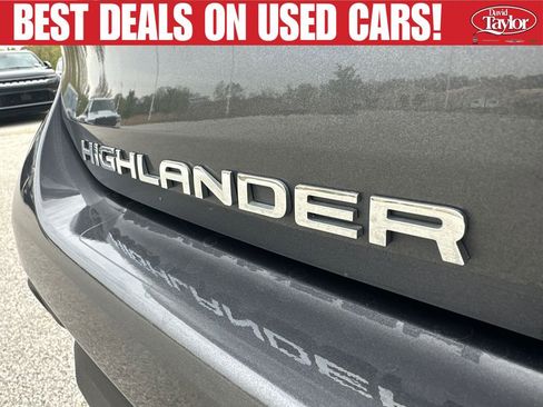 Used 2021 Toyota Highlander XLE AWD/4WD image 43