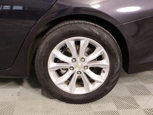Used 2022 Chevrolet Malibu LT FWD image 18