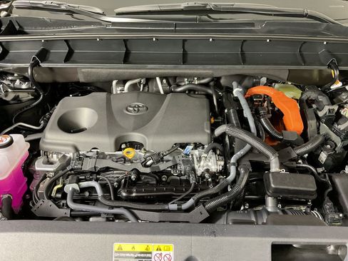 New 2026 Toyota Highlander Platinum AWD/4WD image 28