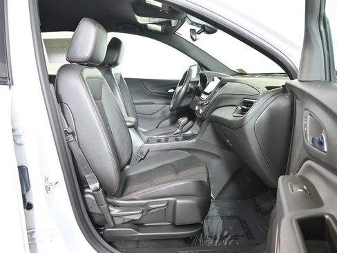Used 2024 Chevrolet Equinox RS AWD/4WD image 13