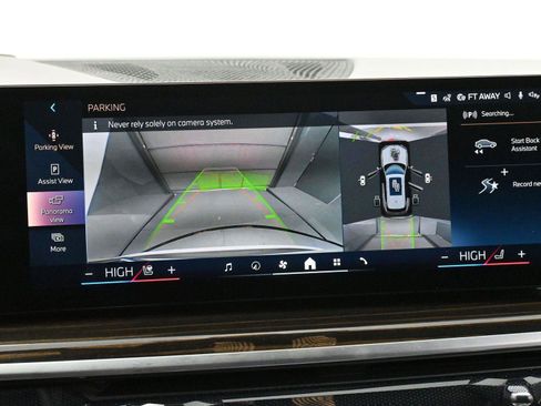 Used 2024 BMW X5 xDrive40i w/ Premium Package image 24