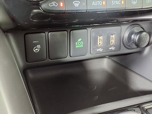 New 2026 Mitsubishi Eclipse Cross SEL image 21