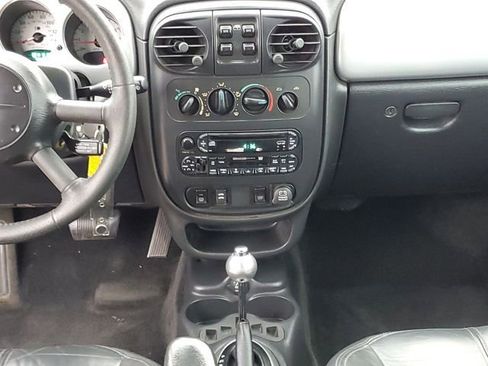 Used 2005 Chrysler PT Cruiser GT image 26